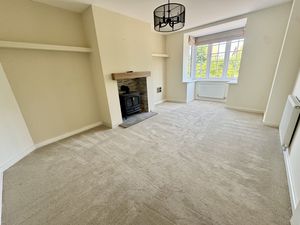 Lounge- click for photo gallery